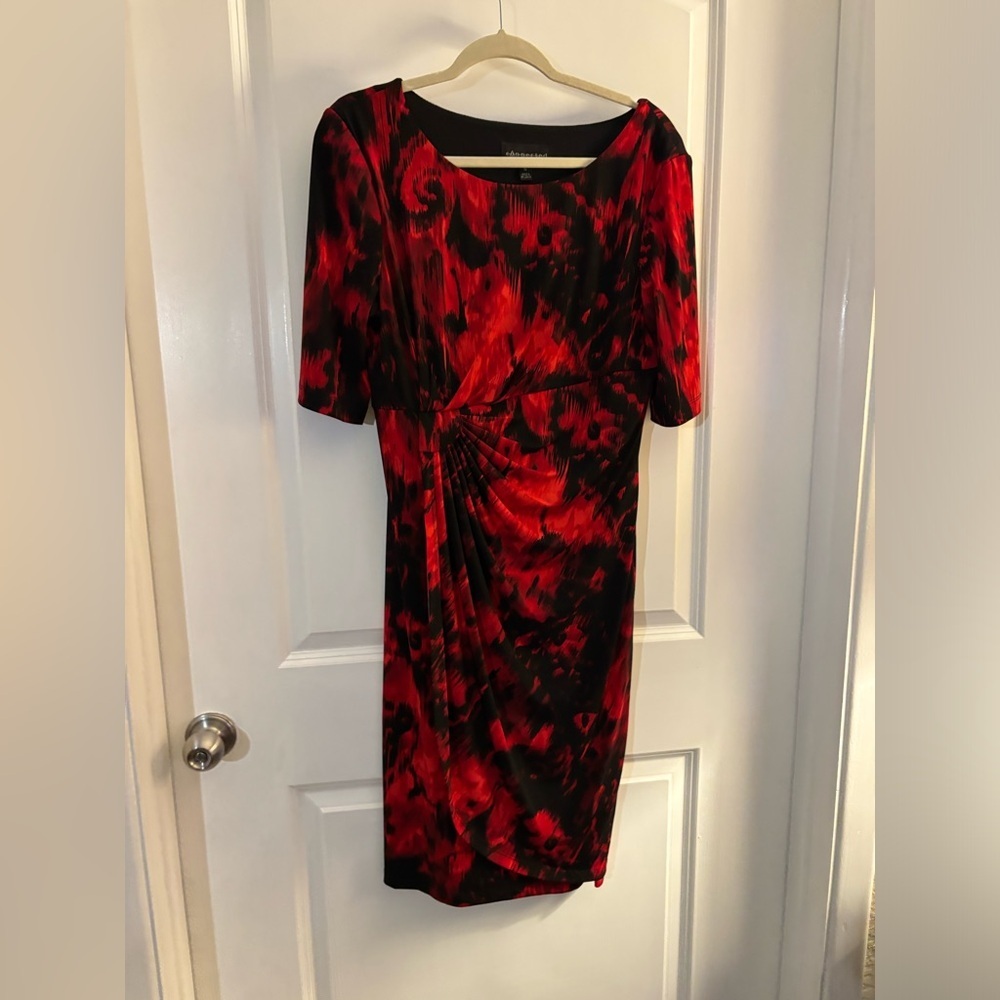 Red & Black Printed Midi Dress by Connected Apparel Sz -12